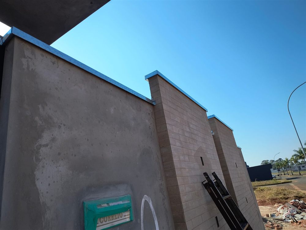 Pingadeira de muro em chapa galvanizada
